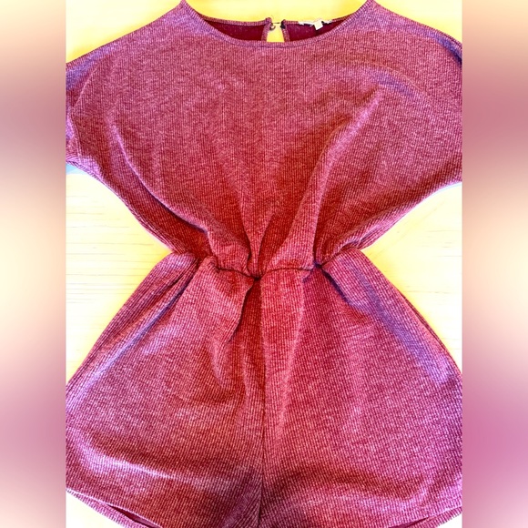 Charlotte Russe Burgundy Dolman Sleeve Ribbed Romper – Size XS - Picture 9 of 15